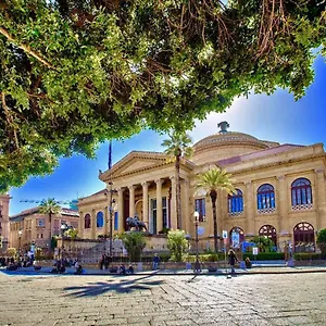 Attico Finocchiaro , Palermo Italia
