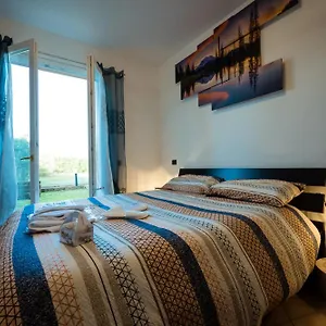Oliva - Featuring A Private Garden And Access To A Pool , Barcuzzi Italia
